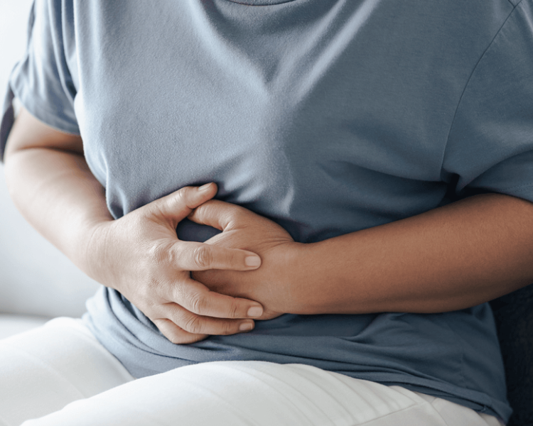 Ménopause et constipation : pourquoi ce trouble digestif est-il fréquent?